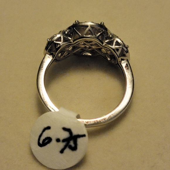 Sterling silver with CZ size 6.75 - Picture 2 of 3